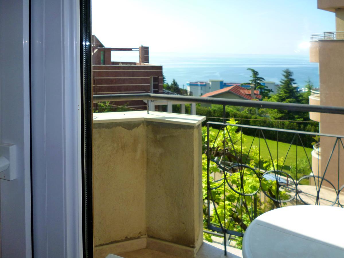 Villa Elfi Sables d'or Extérieur photo